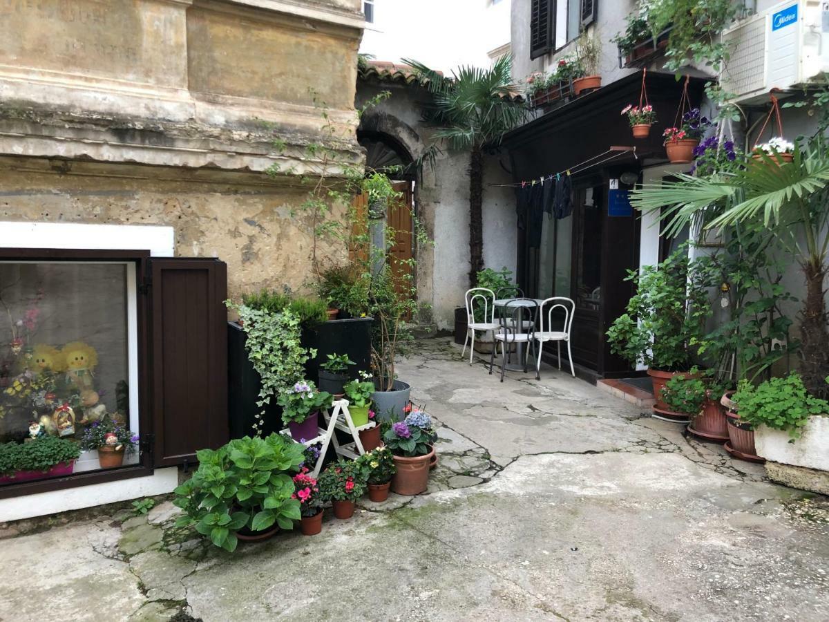 Apartment Saric Lovran Εξωτερικό φωτογραφία
